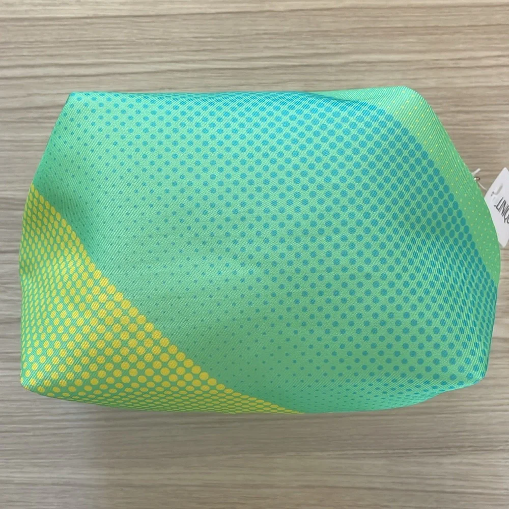 💄👛 2/$15 or 3/$20 Clinique Cosmetic Bag